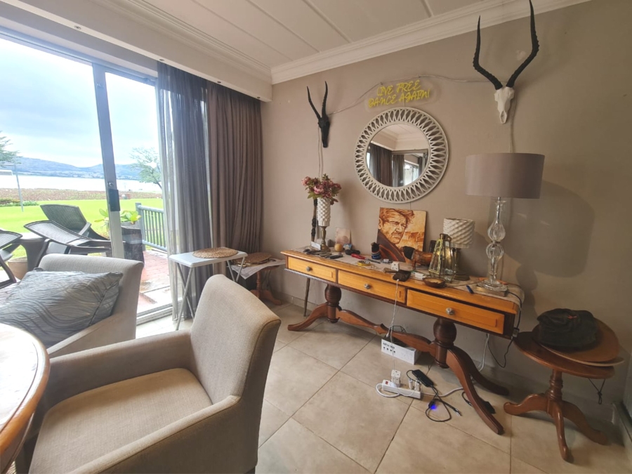 To Let 2 Bedroom Property for Rent in Kosmos North West